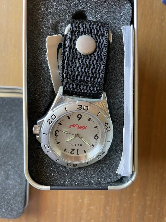 Relic Kellogg\'s Watch Mens Silver Tone Keychain NOS Needs Battery